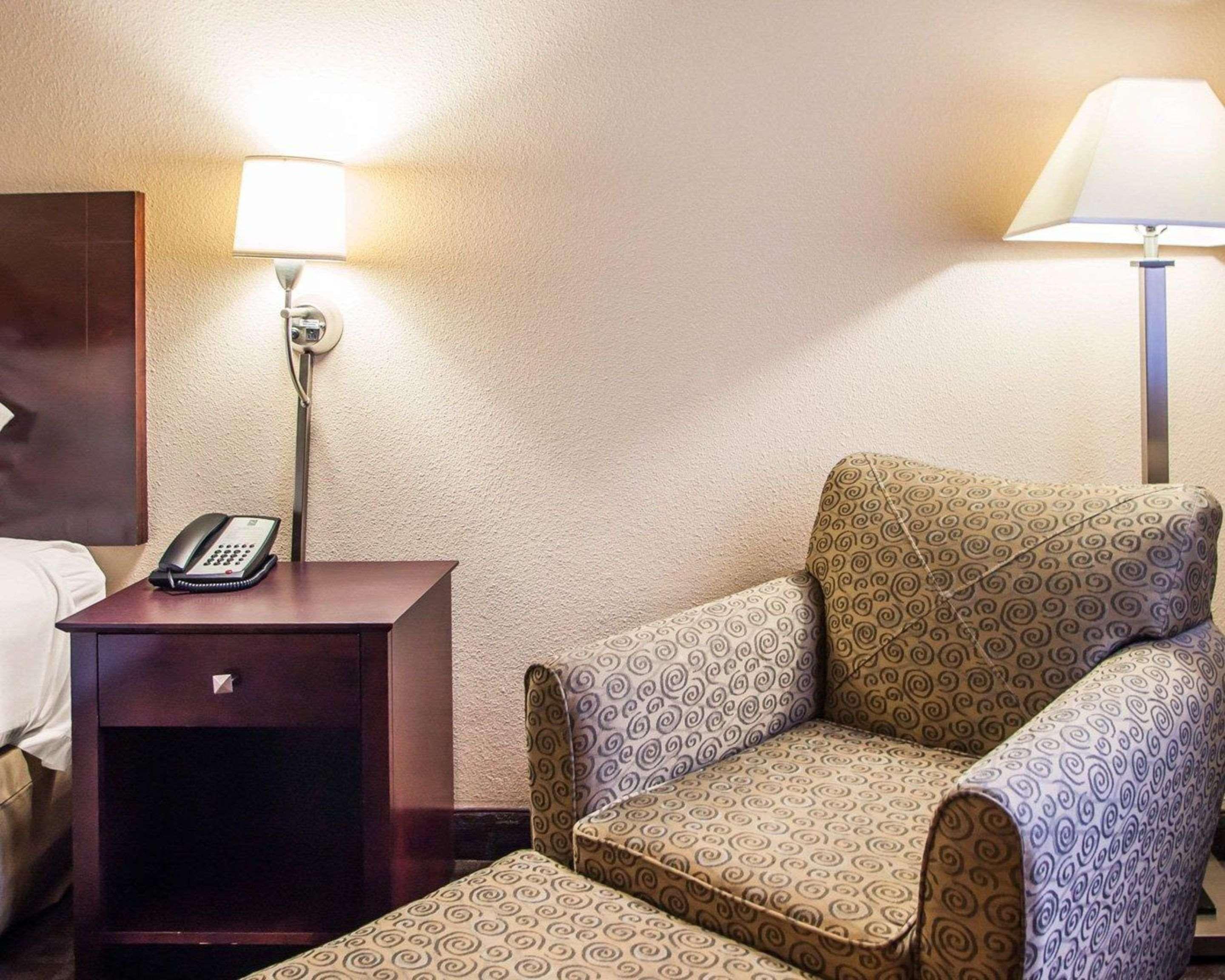 Hotel Quality & Peoria