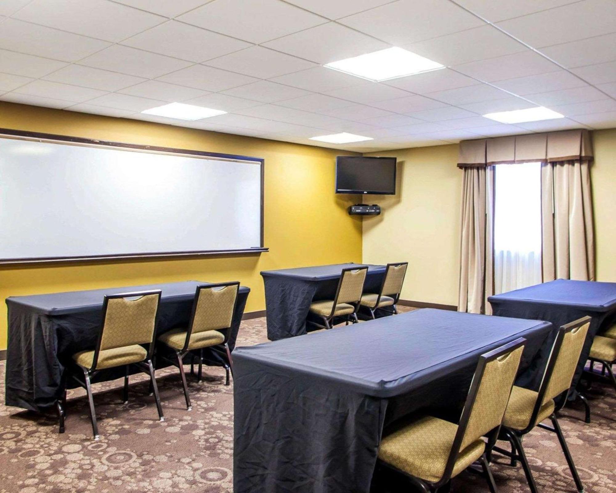Hotel Quality & Peoria